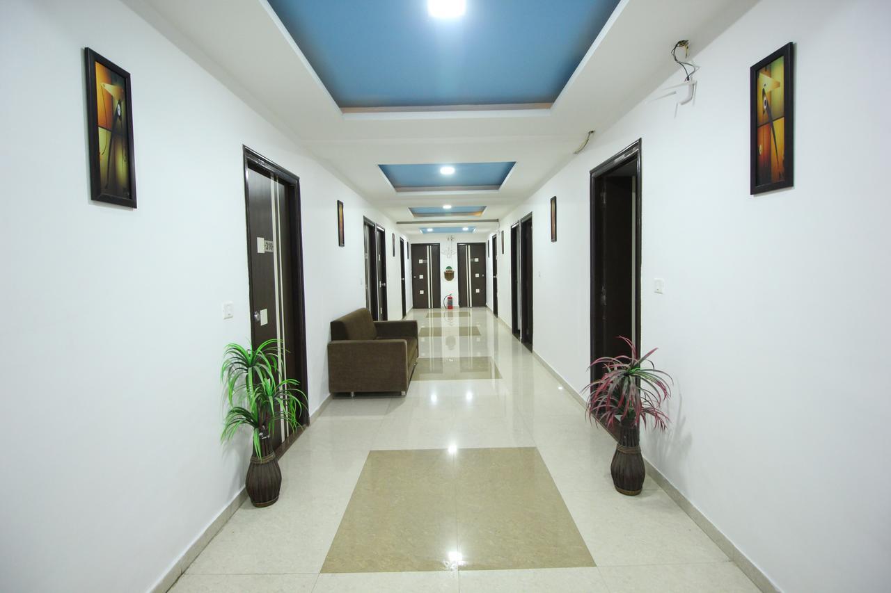 Hotel Hillton Gandhinagar Exterior foto