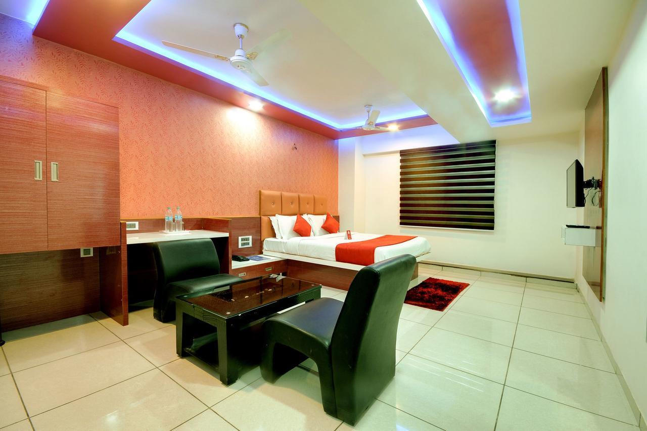 Hotel Hillton Gandhinagar Exterior foto