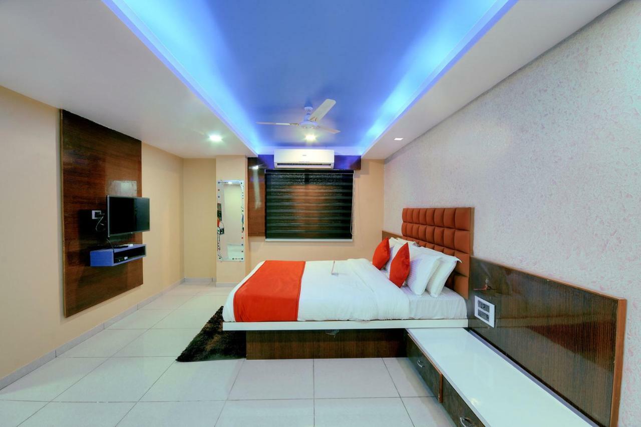 Hotel Hillton Gandhinagar Exterior foto