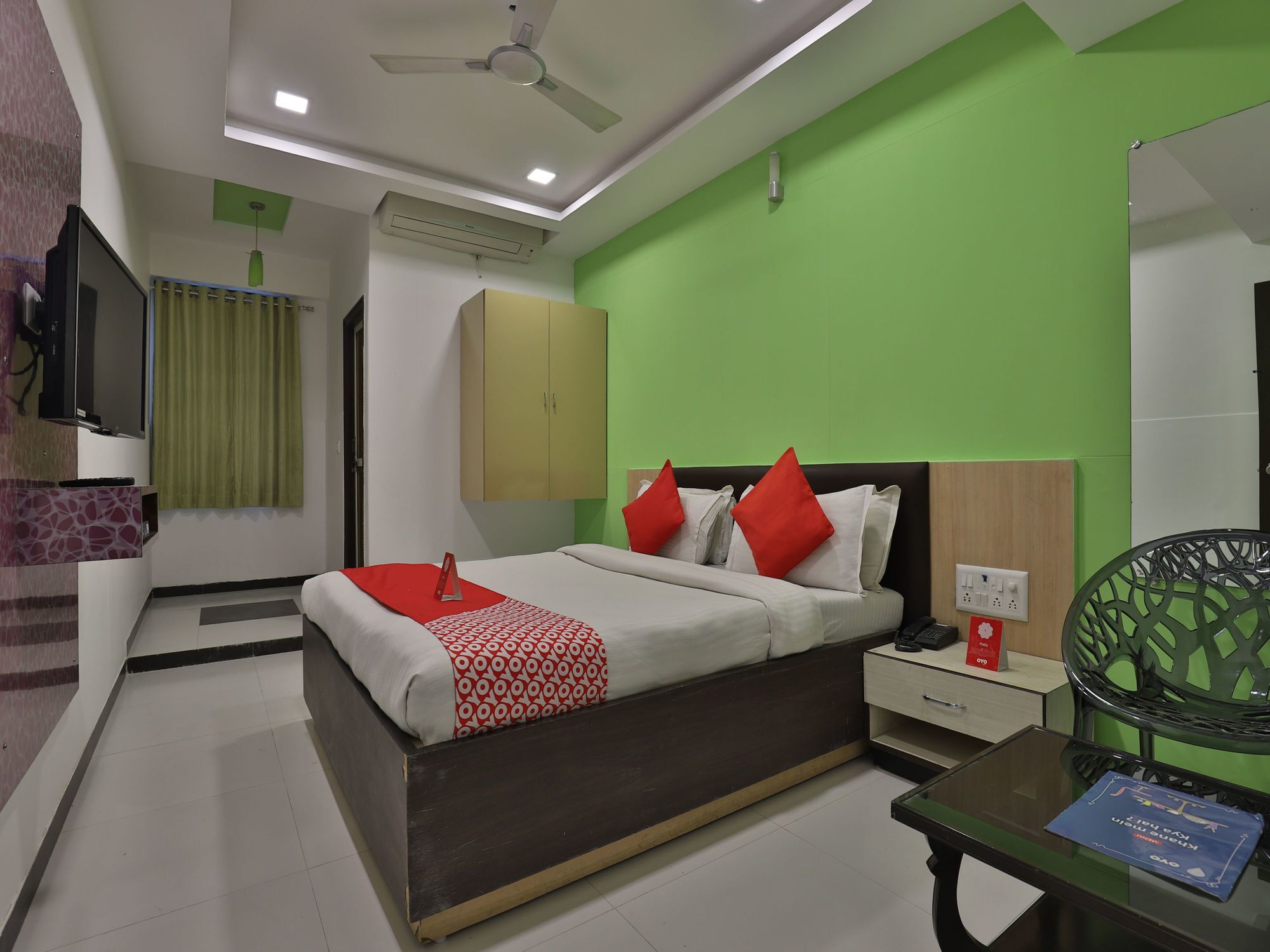 Hotel Hillton Gandhinagar Exterior foto